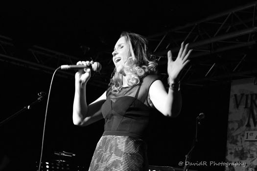 Virginie Marine performing